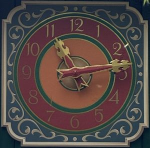 Stations klok aan het kinderspoor