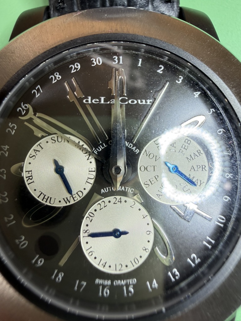 DeLaCour Fusion Full Calendar GMT – ETA 2892-A2 met kalendermodule